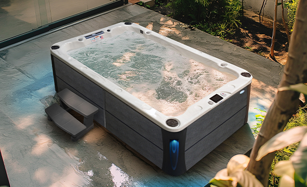 Deck Series Pomona hot tubs for sale